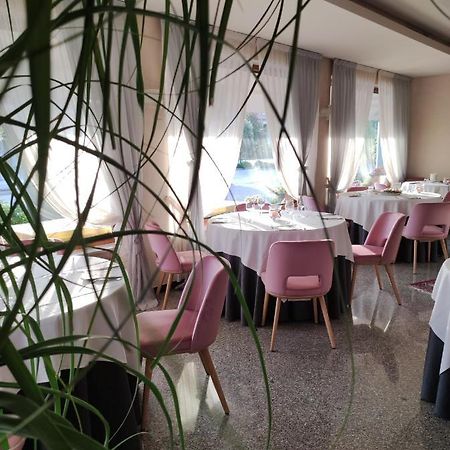 Ristorante Locanda Dussin オデルツォ エクステリア 写真